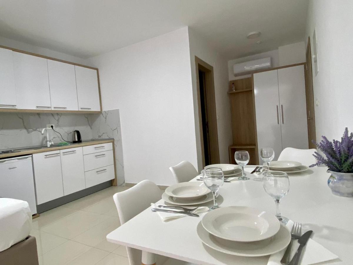 נאום Villa Millene מראה חיצוני תמונה